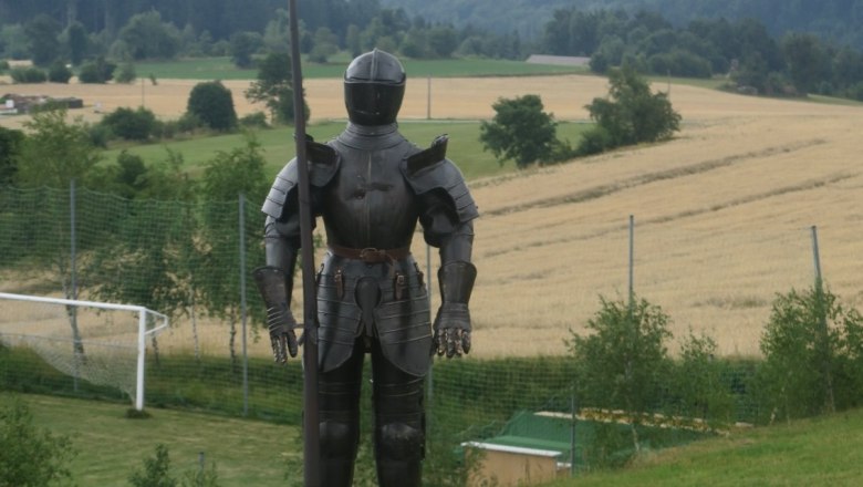 Ritter Jörg, © Marktgemeinde Raxendorf Ritter Jörg, © Marktgemeinde Raxendorf