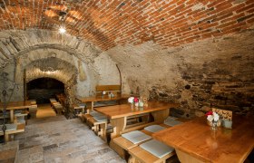 Heurigen cellar at the Donabaum Helmut winery, © Monika Loeff Heurigen cellar at the Donabaum Helmut winery, © Monika Loeff