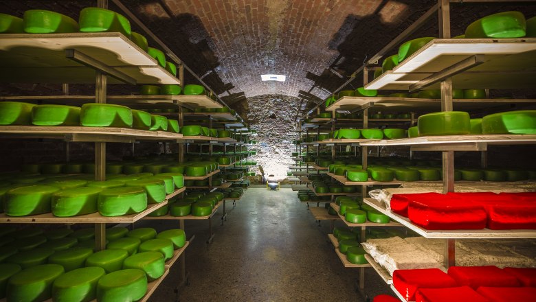 Reifekeller, © Käserei Berger Reifekeller, © Käserei Berger