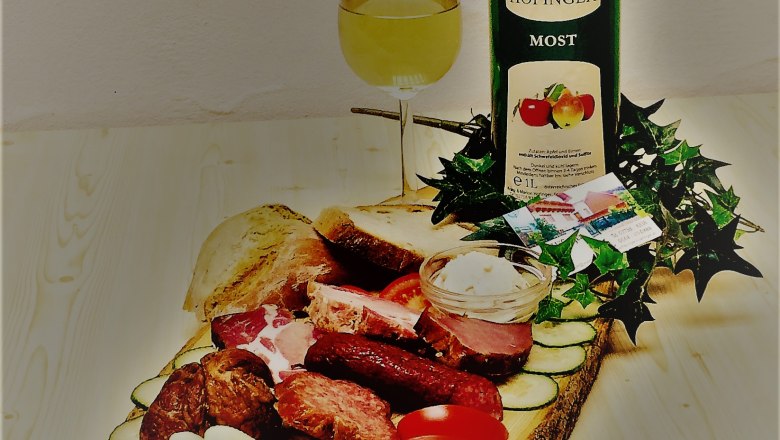 Mostplatte, © Mostheuriger Höfinger Mostplatte, © Mostheuriger Höfinger