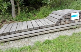 Forest rest by the wayside, &copy; Naturpark Jauerling-Wachau