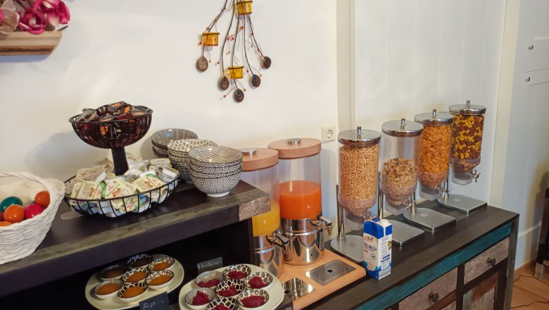 Fr&uuml;hst&uuml;cksbuffet G&auml;stehaus Familie Dwars, &copy; Familie Dwars