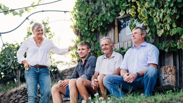 Sch&ouml;berl family, &copy; Julius Hirtzberger