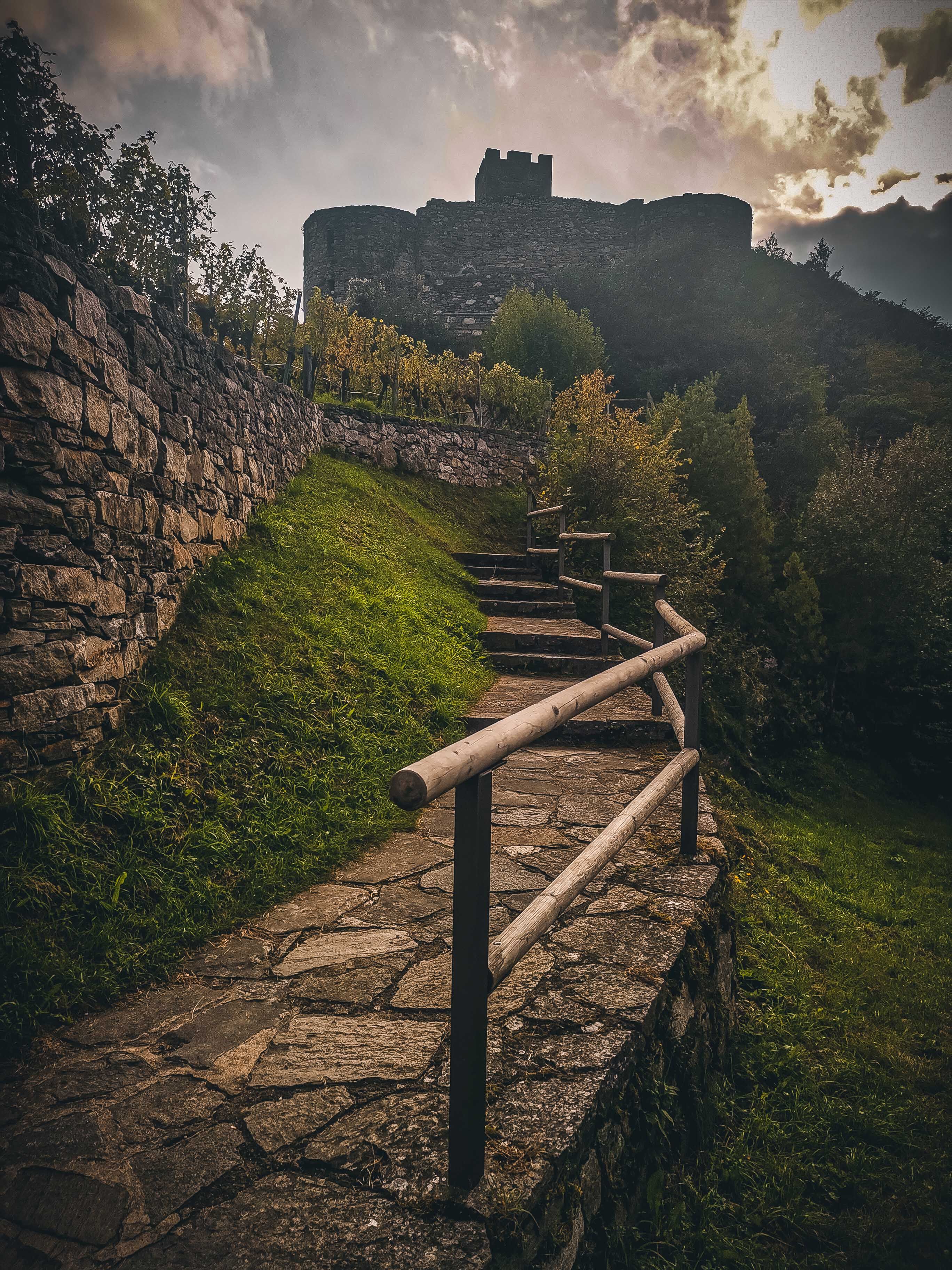 Ruine Hinterhaus
