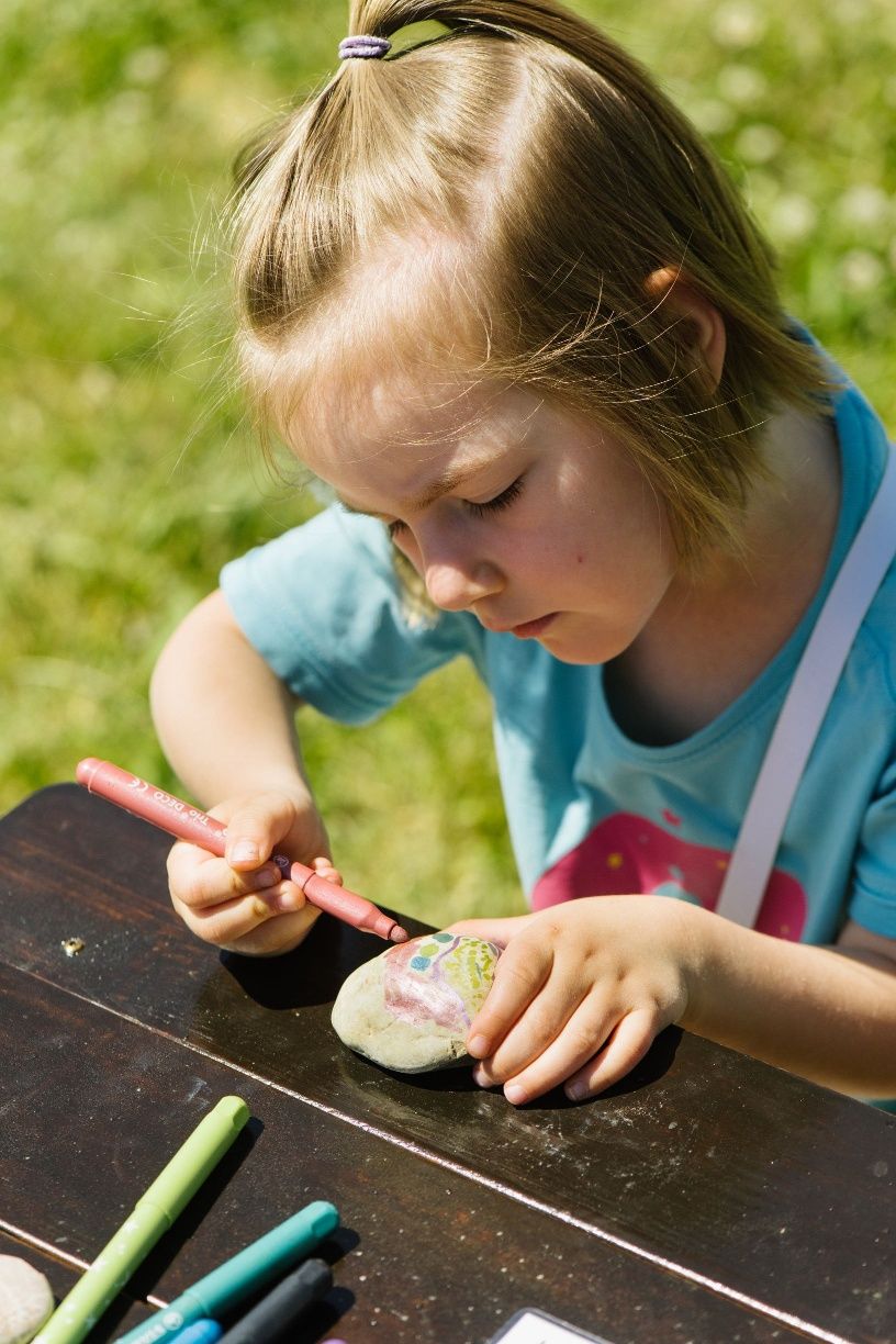 Verzierung eines Steins