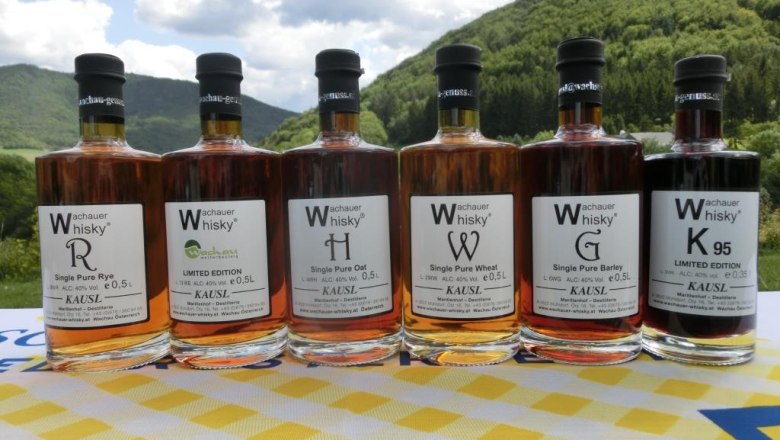 Wachauer Whiskysortiment beim Kausl, &copy; Marillenhof Kausl